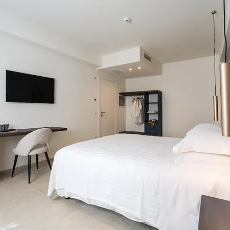 I Due Mori - Luxury Guest house Giardini Naxos